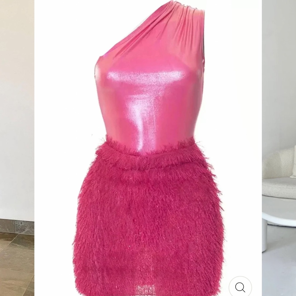 Two piece fuzzy metallic set